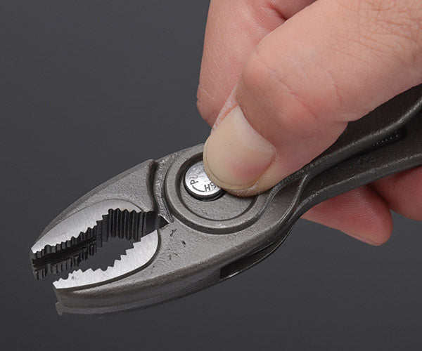 日本正規品 クニペックス スリップジョイントプライヤー ツイングリップ (8202-200SB)(4003773087588) KNIPEX