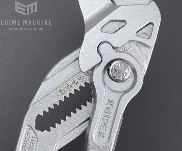 クニペックスのプライヤーの画像1