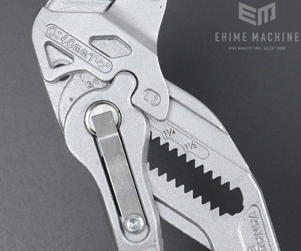 クニペックスのプライヤーの画像2