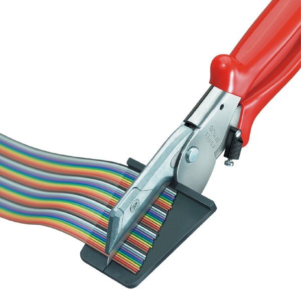 クニペックスのリボンケーブルカッターの画像2