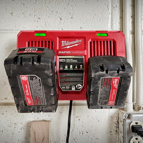 日本正規品 ミルウォーキー M18 デュアルベイ充電器 (M18 DFC JP)(4573592060074) milwaukee