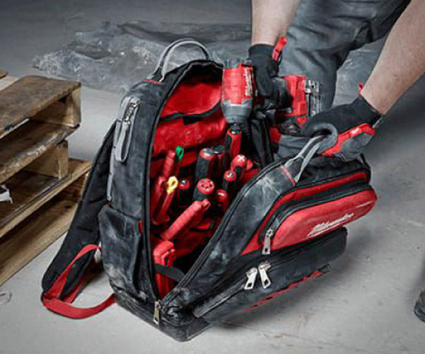 日本正規品 ミルウォーキー ウルティメイト・ジョブサイトバッグ (48-22-8201)(4573592070011) milwaukee