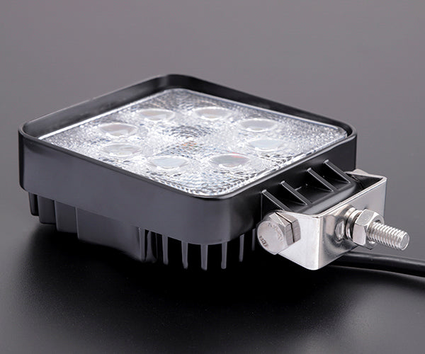 カシムラ LEDワークライト 角 8灯 白色 作業灯 DC12/24V車対応 24W 1560lm ML-18
