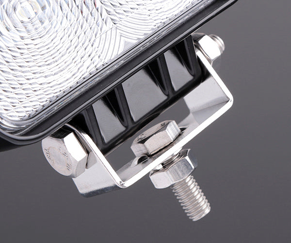 カシムラ LEDワークライト 角 作業灯 DC12/24V車対応 15W 975lm ML-2