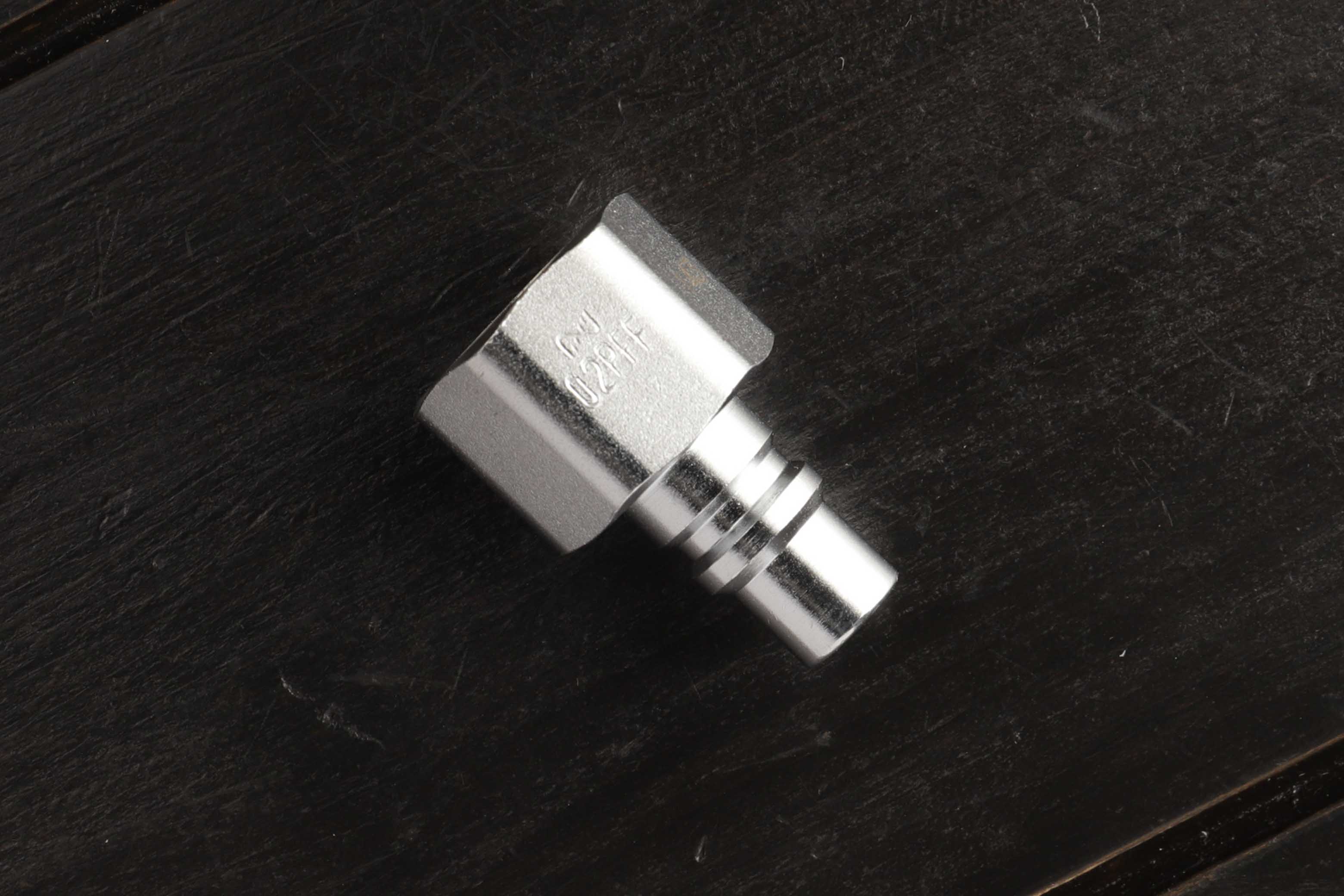 日東工器 02PFF スーパーカプラ 1/4プラグ