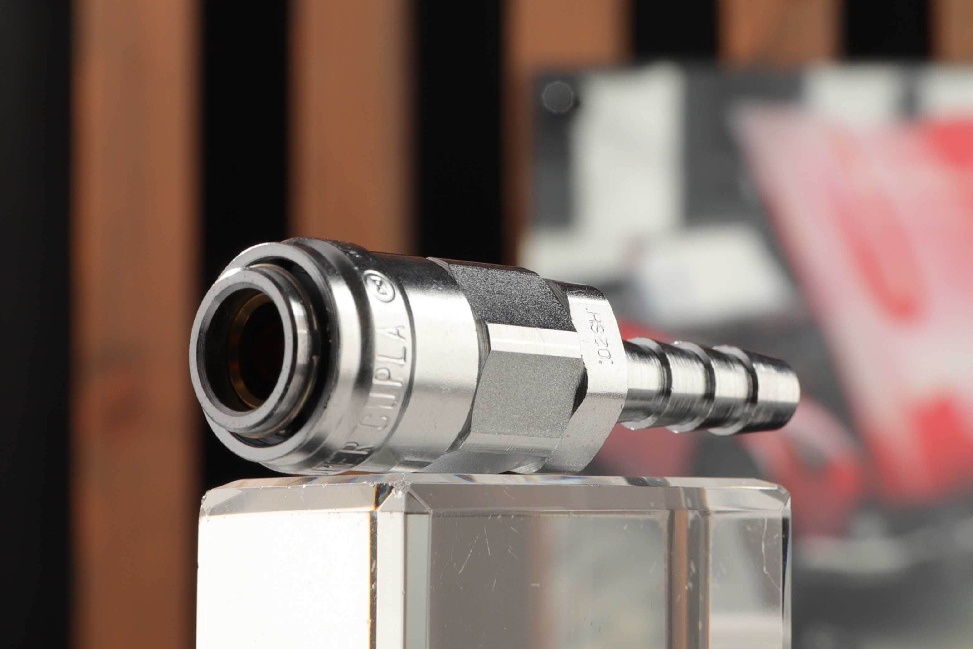 日東工器 02SH スーパーカプラ 1/4ソケット