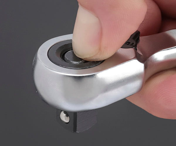 TONE ロングラチェットハンドル(中空・ホールドタイプ) 歯数72枚 差込角9.5mm 全長375mm (RH3HWL)(4953488404197) トネ