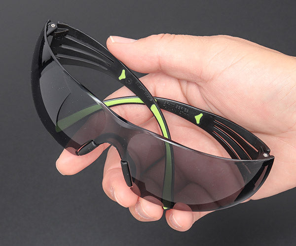 3M スリーエム 保護めがね セキュアフィット グレーレンズ SF402AF