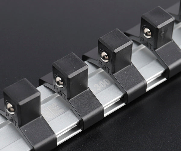 TONE ソケットホルダー(アルミタイプ) 差込角9.5mm 差込数12 (SH1312)(4953488304015) トネ