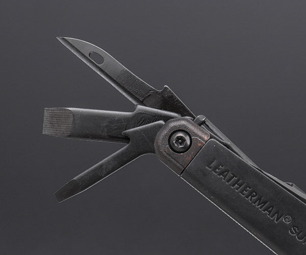LEATHERMAN レザーマン サージ ブラック SURBK-NM ナイロンケース付き 国内正規品