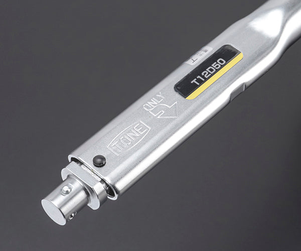 TONE プレセット形トルクレンチ(ダイレクトセット・差替式) トルク調整範囲10~50N・m (T12D50)(4953488386813) トネ
