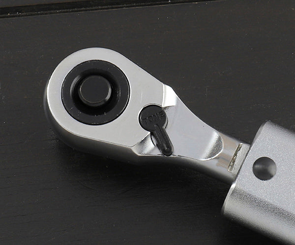 TONE プレセット形トルクレンチ(ダイレクトセット・コンパクトヘッドホールドタイプ) トルク調整範囲20~100N・m 差込角9.5mm (T3MN100CH-QL)(4953488421101) トネ