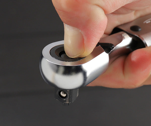 TONE プレセット形トルクレンチ(ダイレクトセット・コンパクトヘッドホールドタイプ) トルク調整範囲20~100N・m 差込角9.5mm (T3MN100CH-QL)(4953488421101) トネ