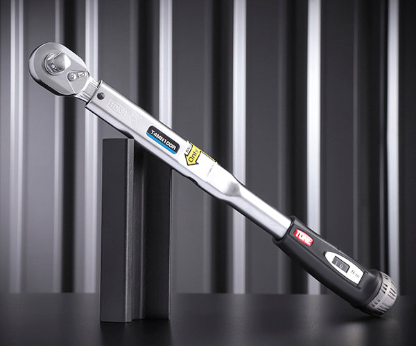 TONE プレセット形トルクレンチ ダイレクトセット・左右ネジ用 トルク調整範囲20~100N・m (T4MN100R)(4953488306699) トネ