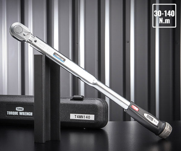 TONE プレセット形トルクレンチ(ダイレクトセットタイプ) 差込角12.7mm トルク調整範囲30~140N・m (T4MN140)(4953488191455) トネ