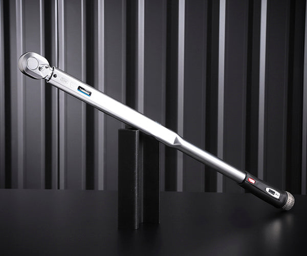 TONE プレセット形トルクレンチ(ダイレクトセットタイプ)差込12.7mm L716mm (T4MN300-QL)(4953488418378) トネ