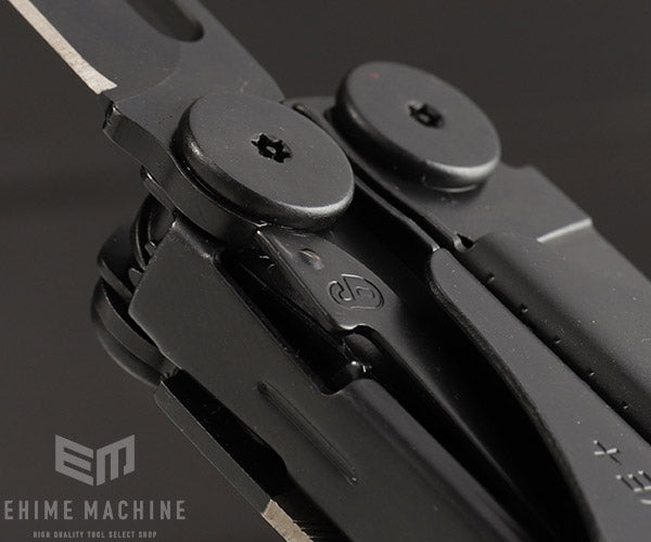 レザーマンのマルチツールの画像8