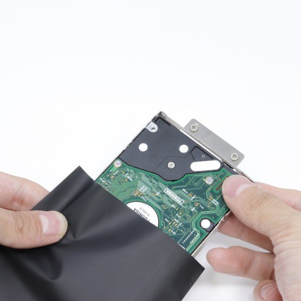エンジニア 静電気対策袋 導電性バッグ 100×150 (100枚入) (ZC-82) (4989833090821) ENGINEER