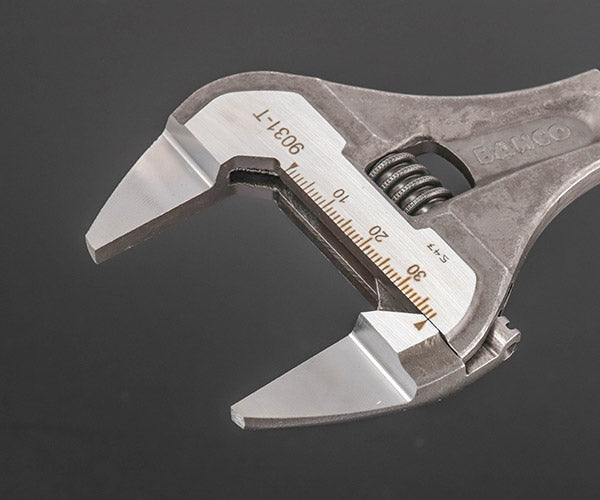 日本正規品 バーコ 大口モンキーレンチ 最大口開き38mm 薄口ブラック仕上げ (9031-T)(7314150131648) BAHCO