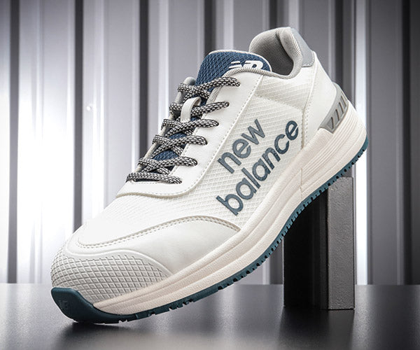 [26SS新商品]  ニューバランス 安全靴 Austin オースティン 通気メッシュ ホワイト×ネイビー AT-114 new balance JSAA A種 プロスニーカー 作業靴 おしゃれ かっこいい