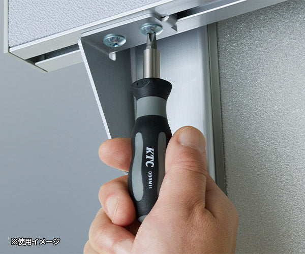 [26SS新商品] KTC ミニラチェットドライバー ビット10本付 DBRM11 (4989433883144) 京都機械工具