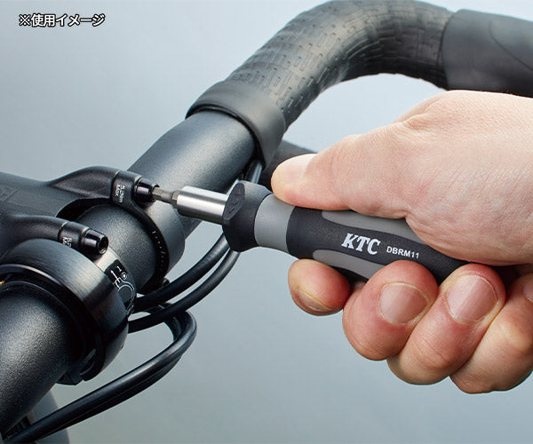[26SS新商品] KTC ミニラチェットドライバー ビット10本付 DBRM11 (4989433883144) 京都機械工具