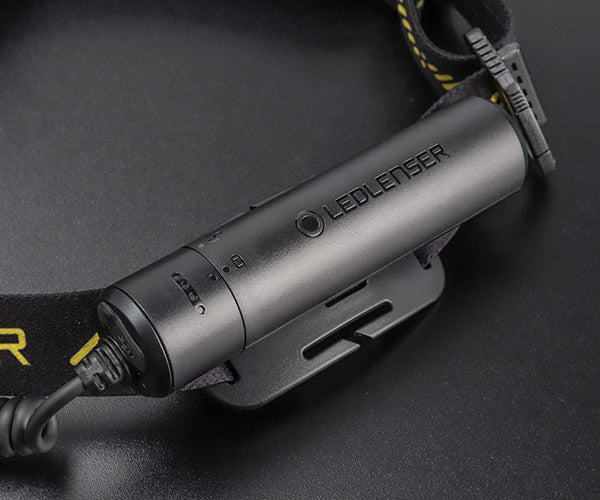 [26AW新商品] 日本正規品 レッドレンザー 充電式ヘッドライト H5R PRO 750ルーメン 最長275m ヘルメット対応 USB-C充電 IP67 (503351)(4058205043496) Ledlenser