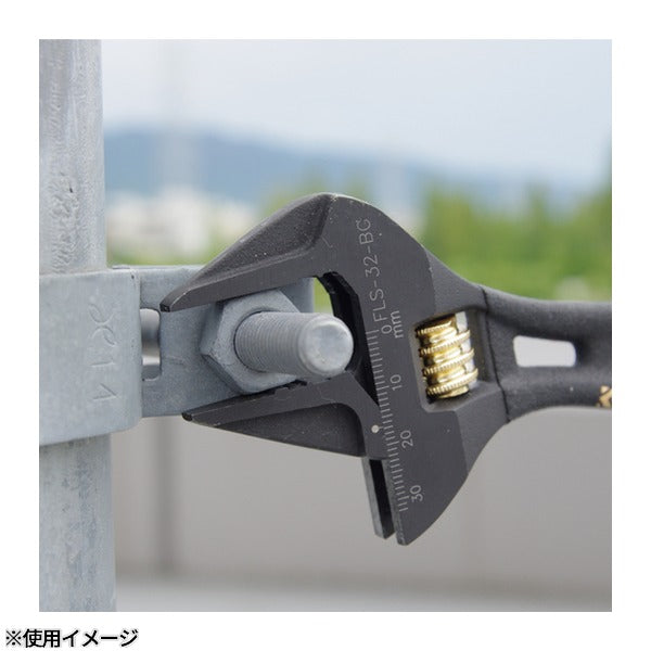 フジ矢 ライトショートモンキー(黒金・グリップ付) (FLS-32-BG)(4952520852279) FUJIYA 工具
