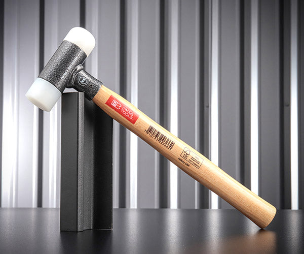 日本正規品 PBスイスツールズ 無反動ナイロンハンマー 全長320mm