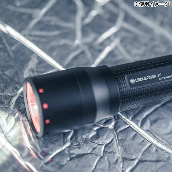 日本正規品 レッドレンザー ハンドライト P7 第四世代 650lm 照射距離400m 単4電池式 最長30時間 IP54防水 175g ラピッドフォーカス Red illumination 75%リサイクルアルミ EDC (503102) (4058205037105) Ledlenser