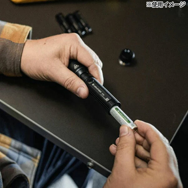 日本正規品 レッドレンザー ハンドライト P5R 第四世代 750lm 照射距離280m 充電式 単3電池兼用 IP68完全防水 99g モードセレクトリング 2m落下耐久 EDC アウトドア (503109) (4058205037310) Ledlenser