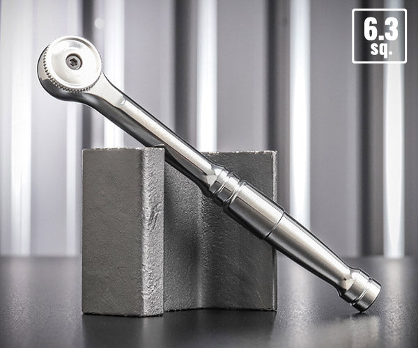 SEEDNEW 6.3sq 丸形ミニマムヘッドラチェットハンドル 90ギヤ 世界最小クラス コンパクトヘッド 本締め可能 (S-CR2900)(4940995896416) シーズニュー