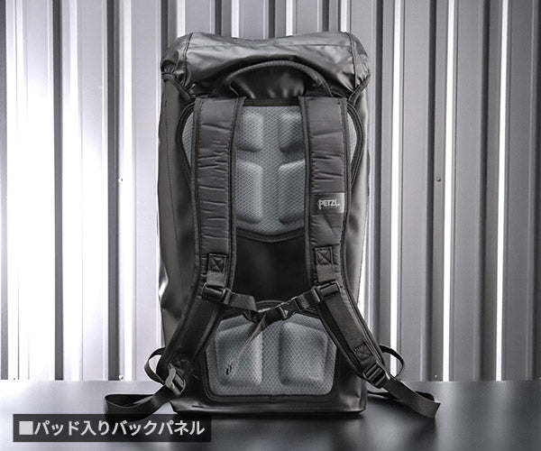 日本正規品 ペツル トランスポート 30 ブラック 30L 自立型 高耐久バックパック 50kg引き上げ対応 TPU (S042AA01)(3342540844797) PETZL