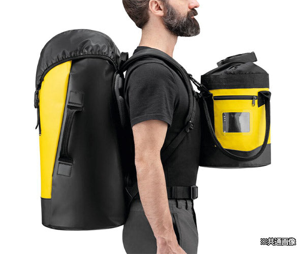 日本正規品 ペツル トランスポート 45 ブラック 45L 自立型 高耐久バックパック 50kg引き上げ対応 TPU (S042BA01)(3342540844896) PETZL