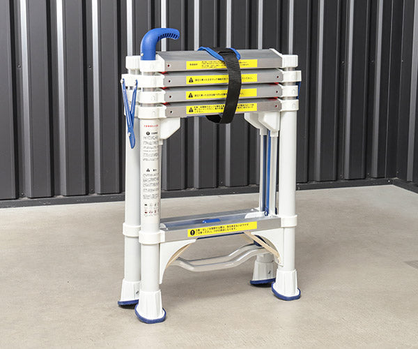 [26AW新商品] シグネット 伸縮式5段アルミ脚立 手すり付き 耐荷重150kg 天板高さ1350mm 収納時高さ645mm ワンステップ収納 ロックランプ付 軽量9kg (99852)(4545301117799) SIGNET