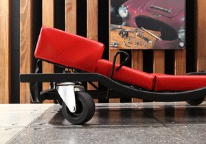 京都機械工具の作業寝台の画像2