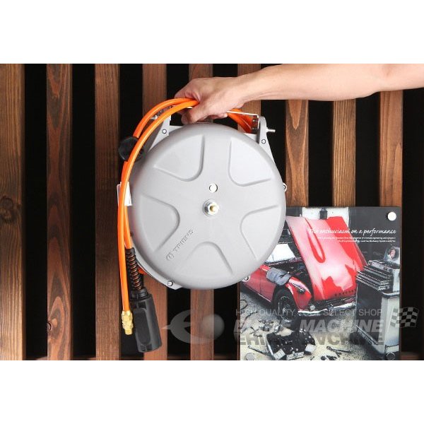 即決 未使用 バンザイ 三協リール エアーホースリール 10m カプラ付 吊下 壁付け両用 SHS-210A ① Yahoo!オークション -「三協リール shs-210a」の落札相場・落札価格